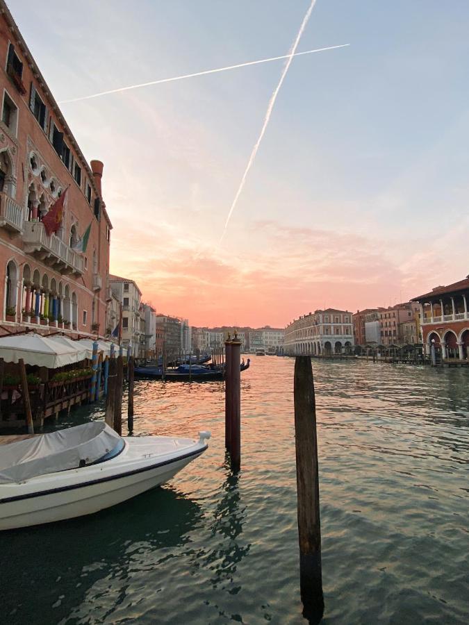 Friari Suite-Luxury Apt. Close To Rialto Bridge 베니스 외부 사진